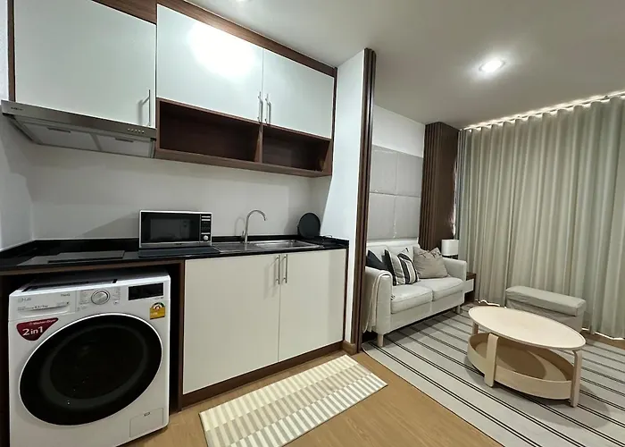 6th Avenue Sukhumvit Bkk 306 Bts Asoke Sofabed Bangkok